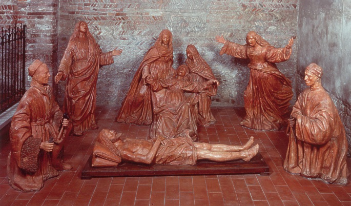 Agostino Fonduli, Compianto sul Cristo morto (1510-1511; terracotta giÃ  policroma; Palazzo Pignano, Pieve di San Martino). Foto Pieve Palazzo Pignano

