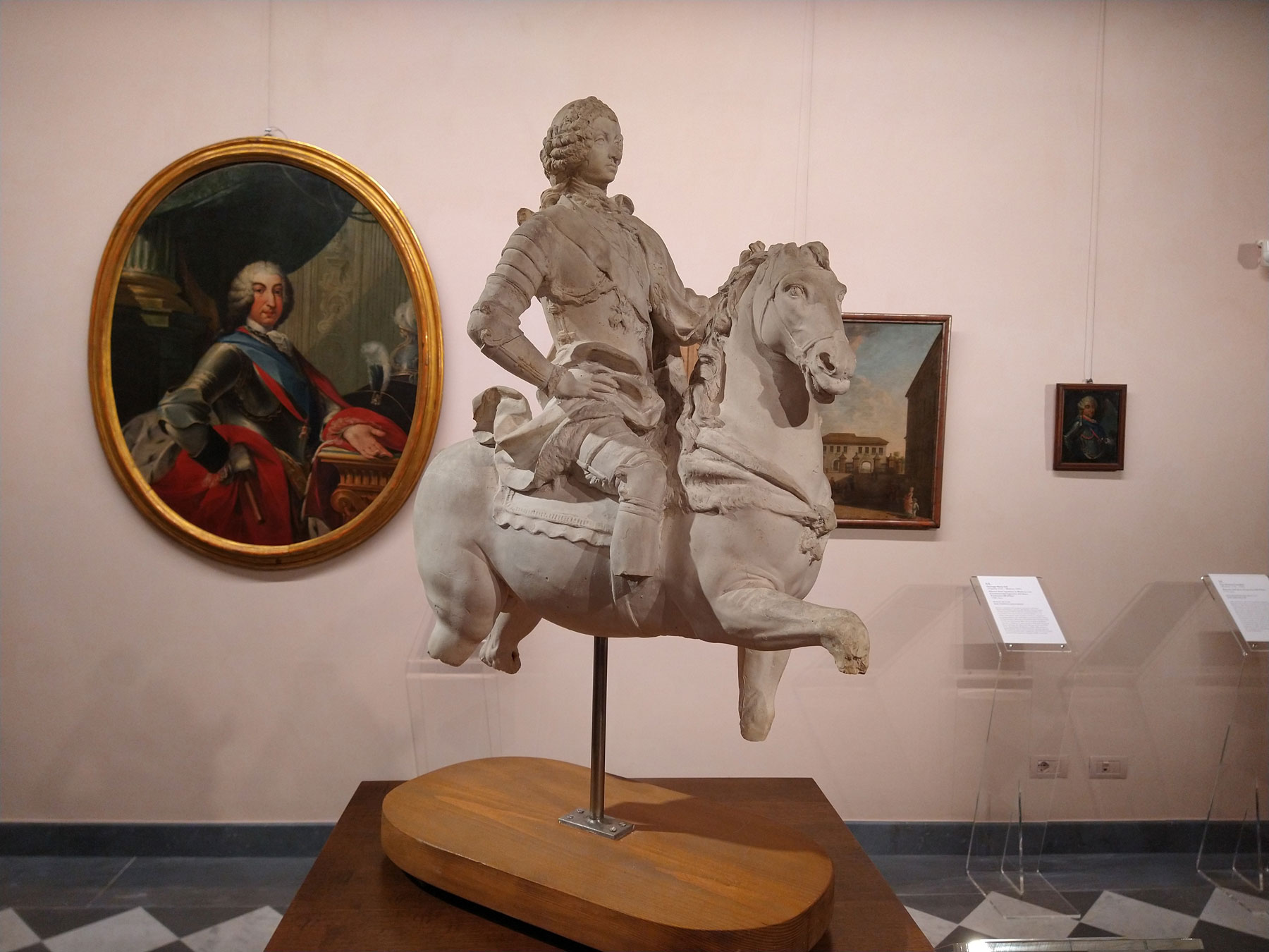 Giovanni Antonio Cybei, Statua equestre del duca Francesco III d’Este (1772; modello in gesso, 60 x 25 x 60 cm; Carrara, Accademia di Belle Arti)
 Giovanni Antonio Cybei, Statua equestre del duca Francesco III d’Este (1772; modello in gesso, 60 x 25 x 60 cm; Carrara, Accademia di Belle Arti)