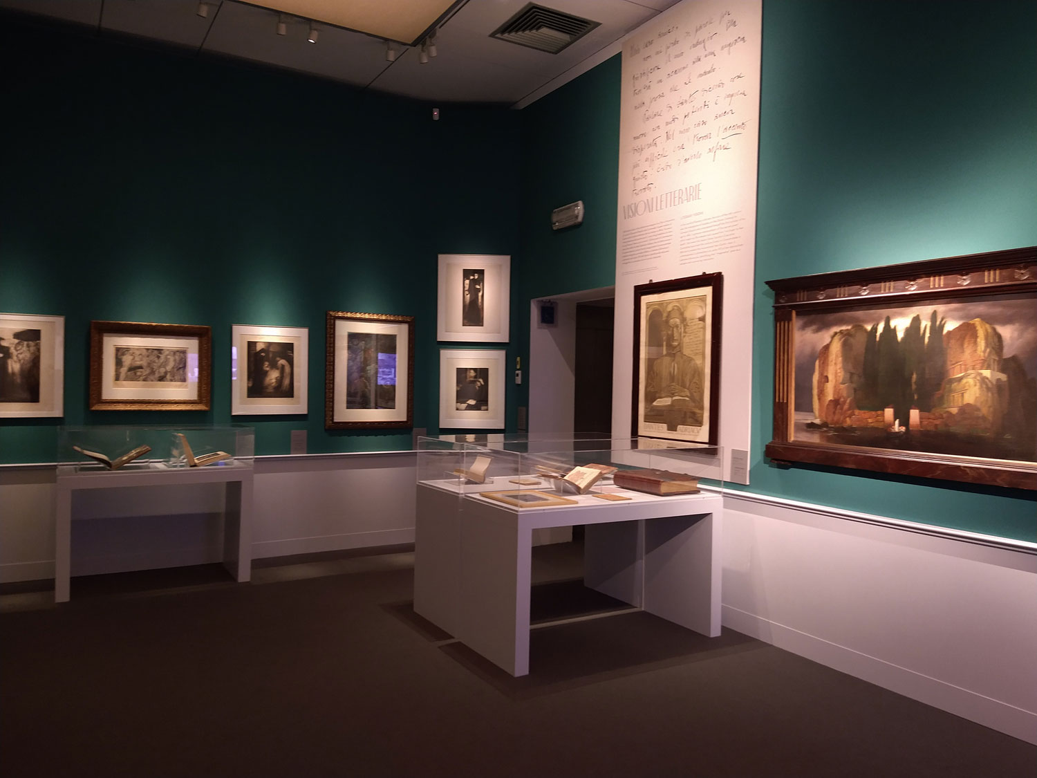 Sala della mostra La mirabile visione. Dante e la Commedia nell'immaginario simbolista
