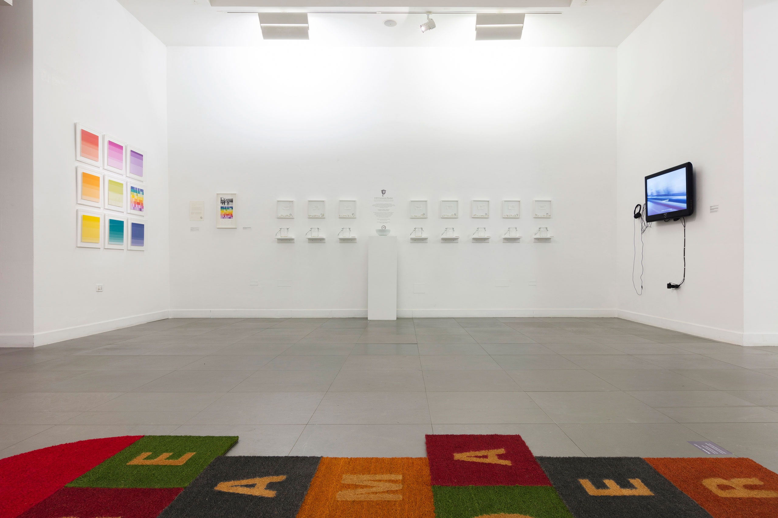 Sala della mostra Resurrezioni, Insurrezioni, Azioni 2009-2021. Foto di Enrico Amici
