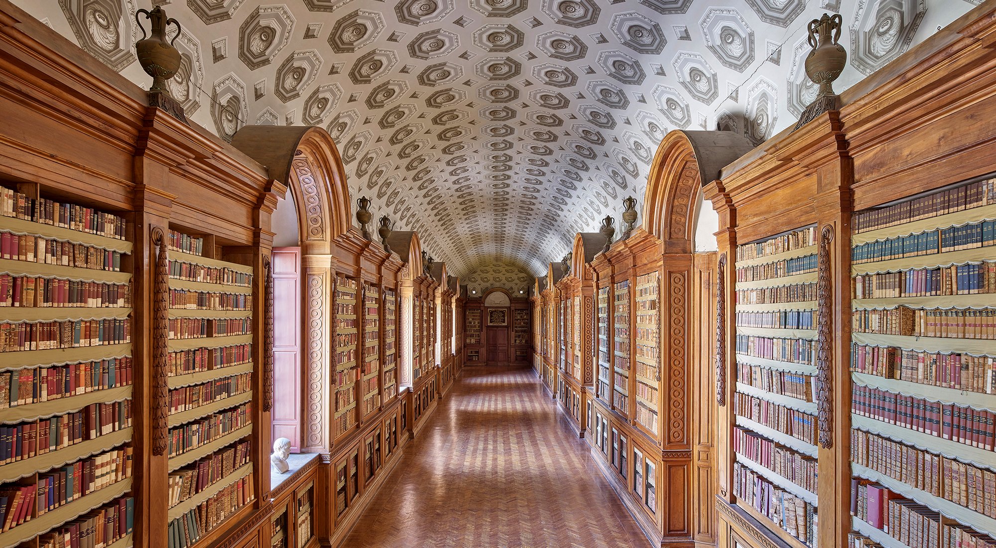 Biblioteca Palatina, Galleria Petitot. Foto di Giovanni Hänninen