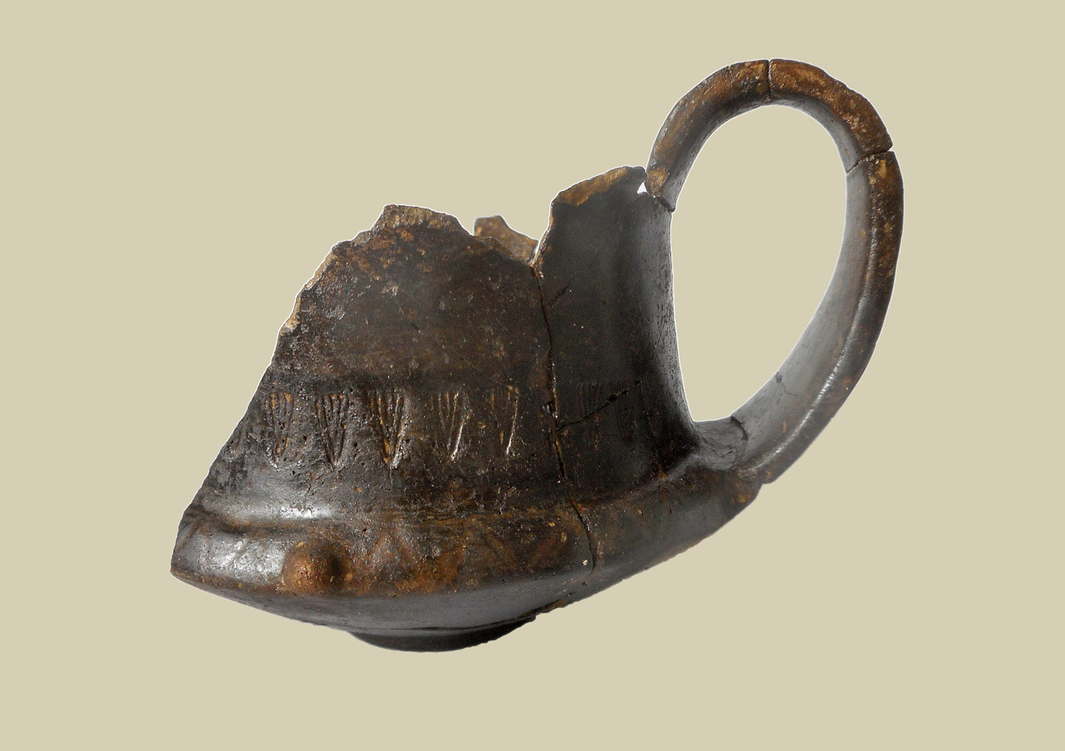 Kantharos in ceramica di impasto 
