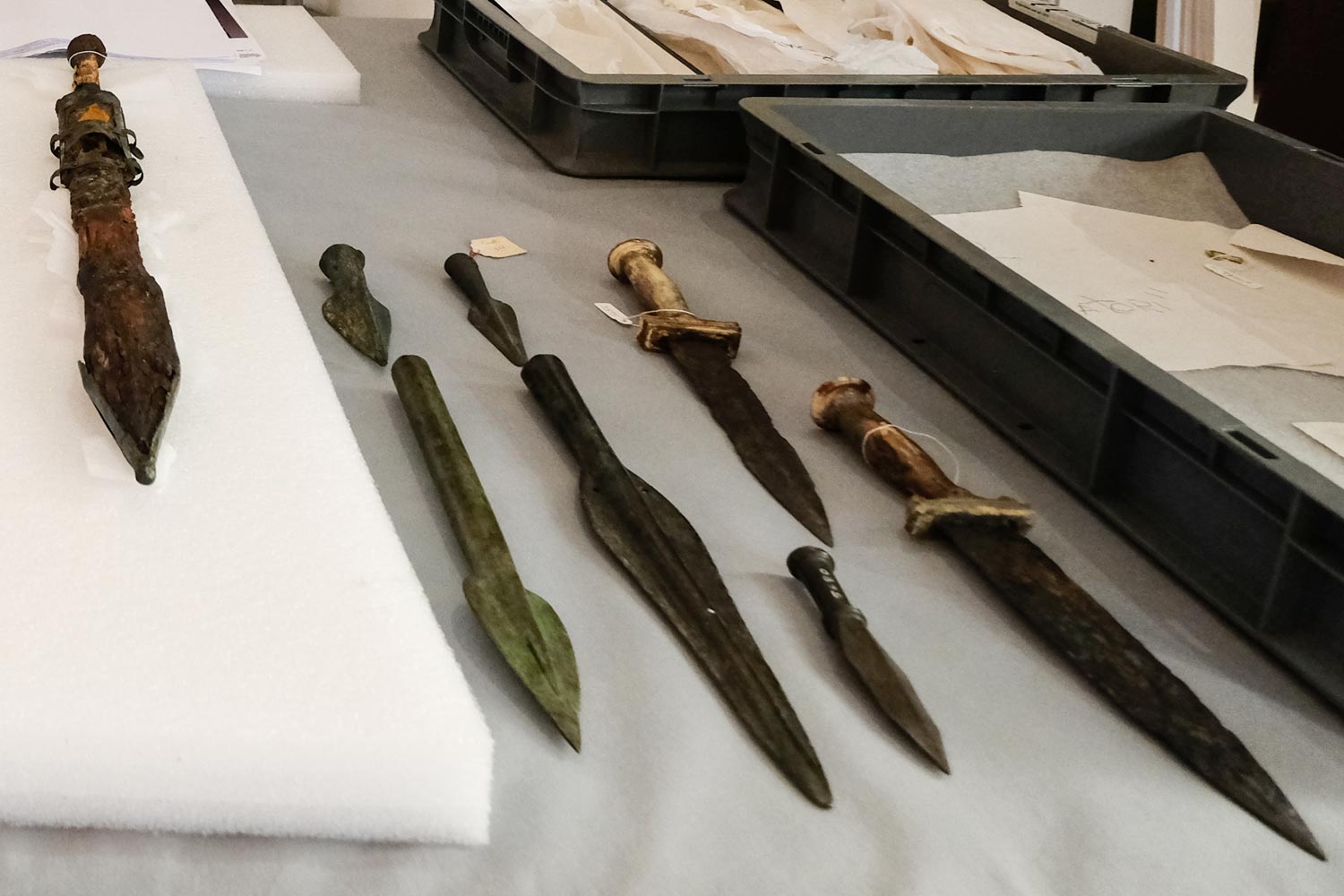 Pugnali e spade
 Pugnali e spade