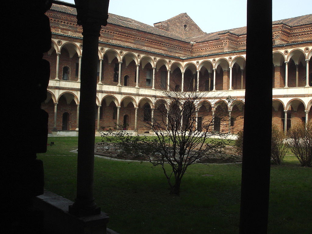 Ca' Granda, il chiostro dei Bagni. Foto di Giovanni Dall'Orto
