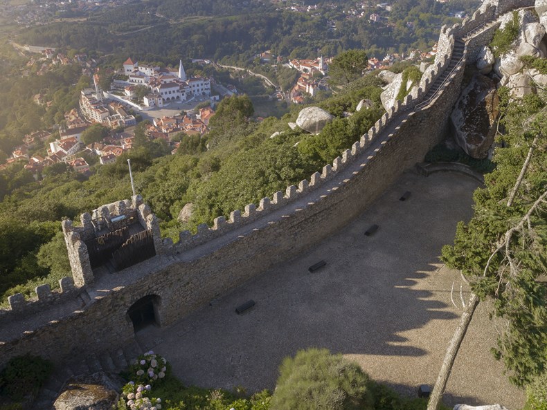 Il Castello dei Mori di Sintra. Foto Parques de Sintra
