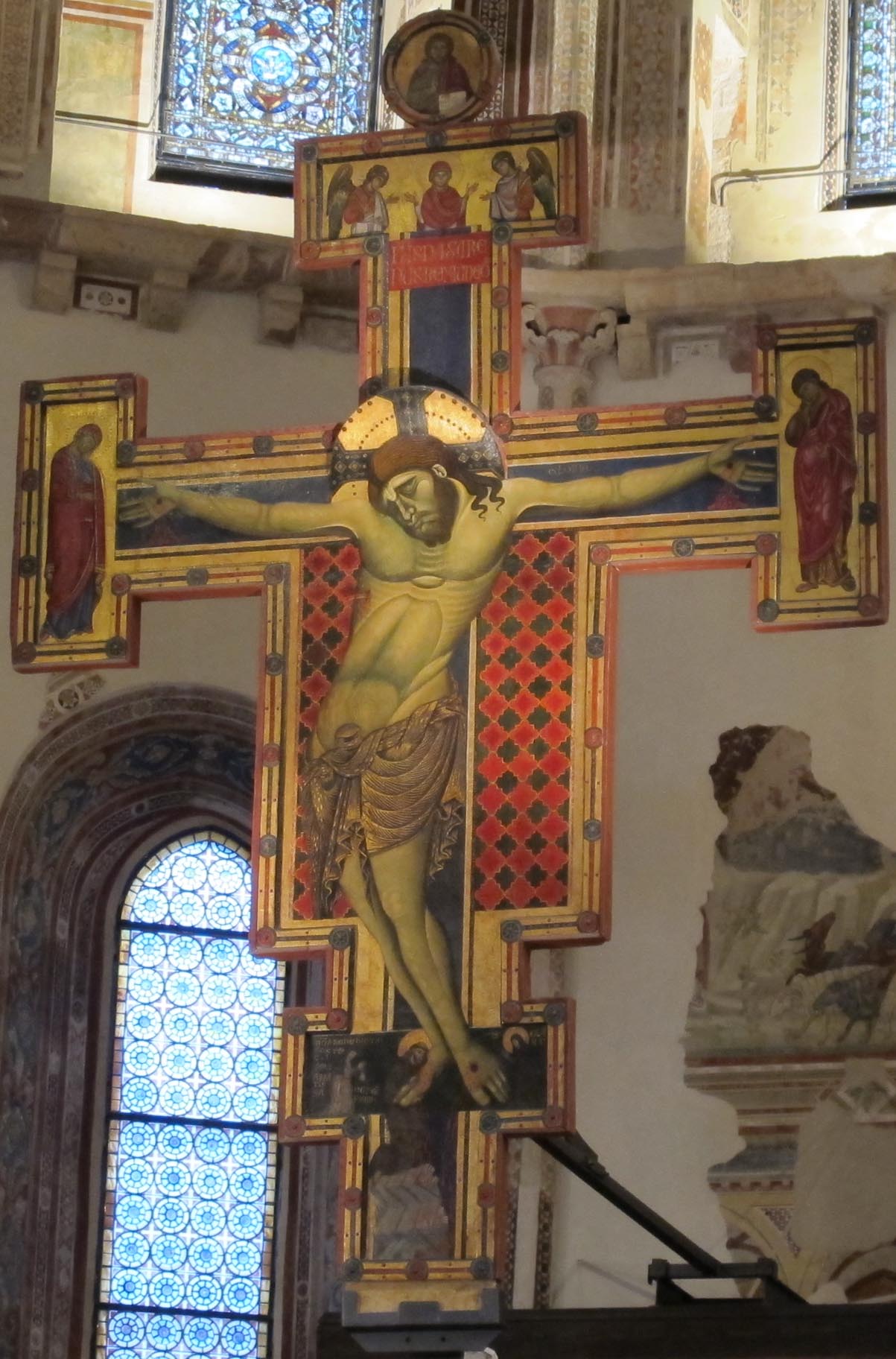 Master of St. Clare, Crucifix (second half of the 13th century; tempera and gold on panel; Assisi, Basilica of St. Clare). Photo by Francesco Bini