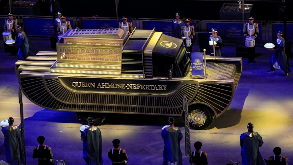 La Pharaos’s Golden Parade
