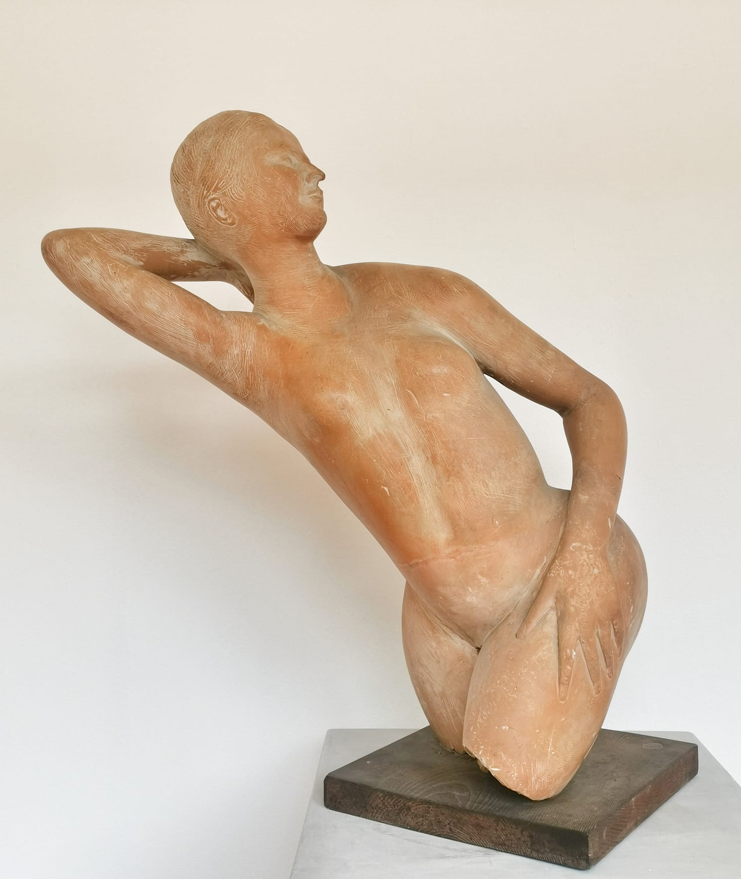 Emilio Greco, Figura (1950; terracotta; Ravenna, Museo d'Arte della Città)
