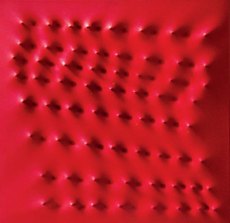 Enrico Castellani, Superficie rossa (1993; acrilico su tela, 50 x 50 cm; Lecce, Fondazione Biscozzi Rimbaud)
