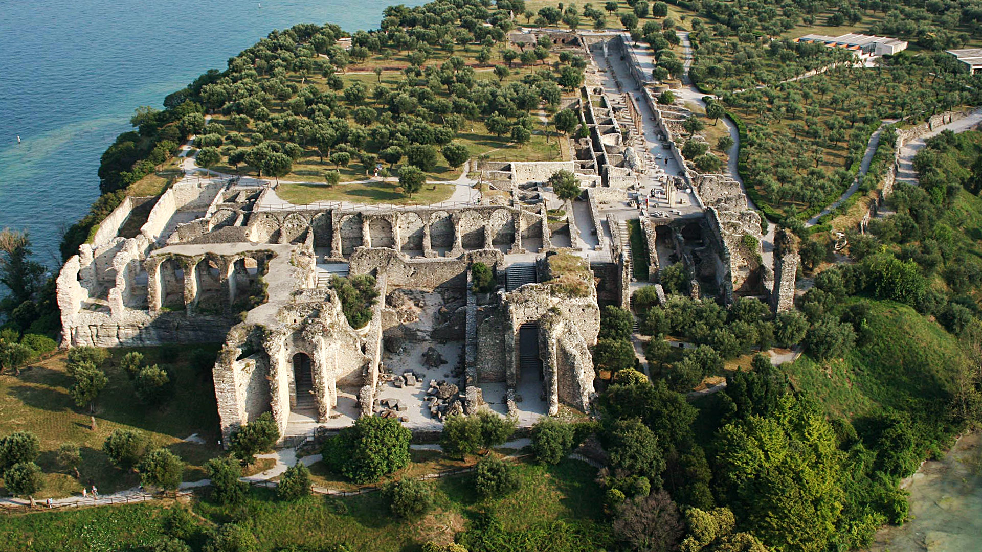 Caves of Catullus