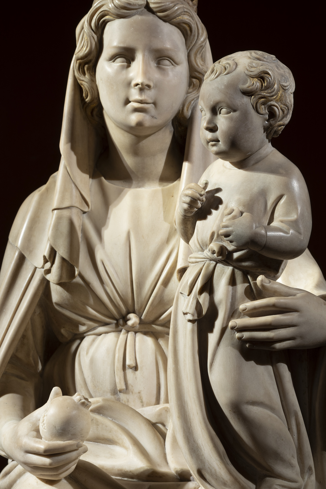 Jacopo della Quercia, Madonna della melagrana (1403-06), Ferrara, Museo della Cattedrale (su concessione del Museo della Cattedrale: ph. Le Immagini sas)