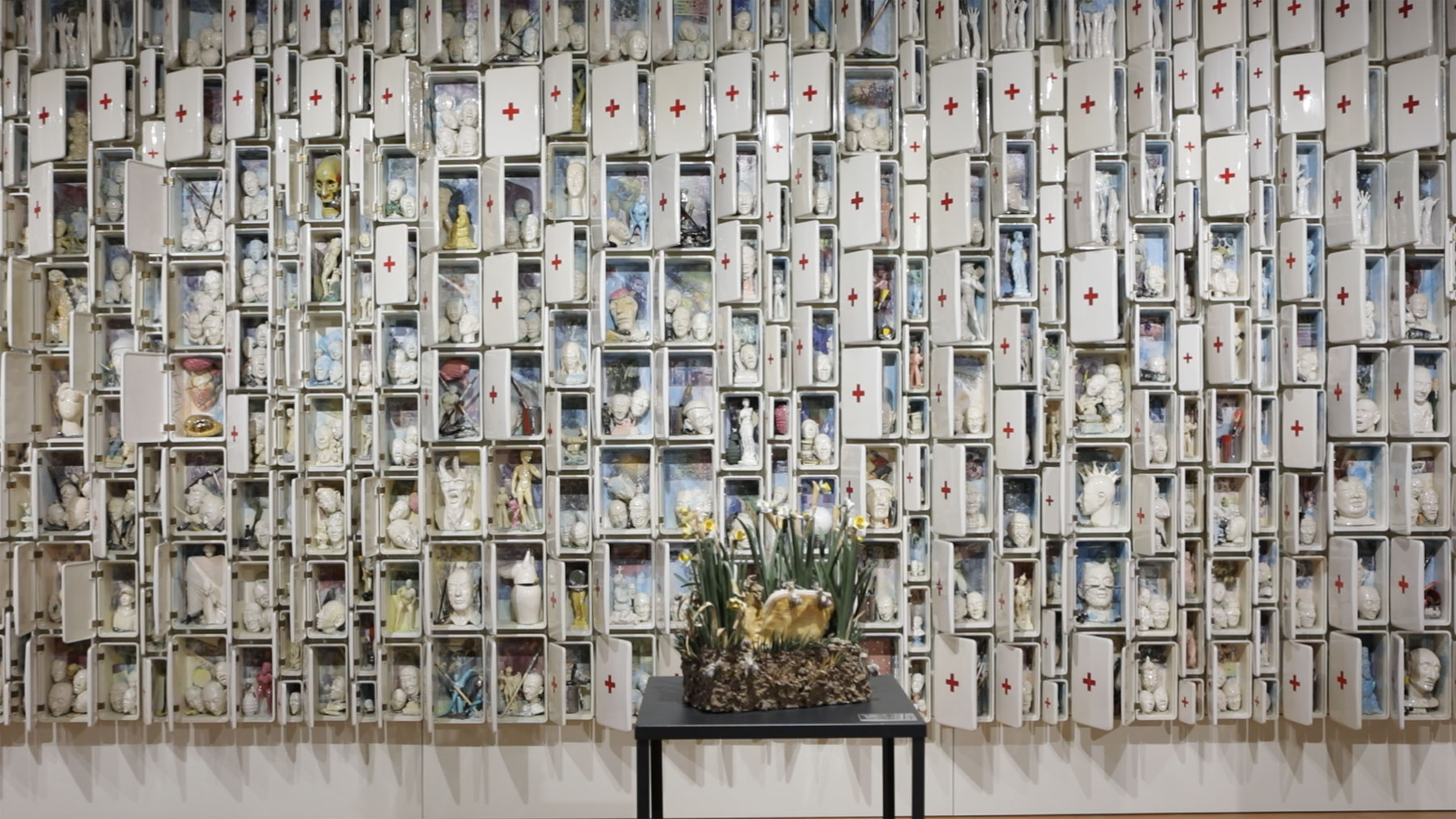 Fotogramma dal documentario Le mani dell'arte
