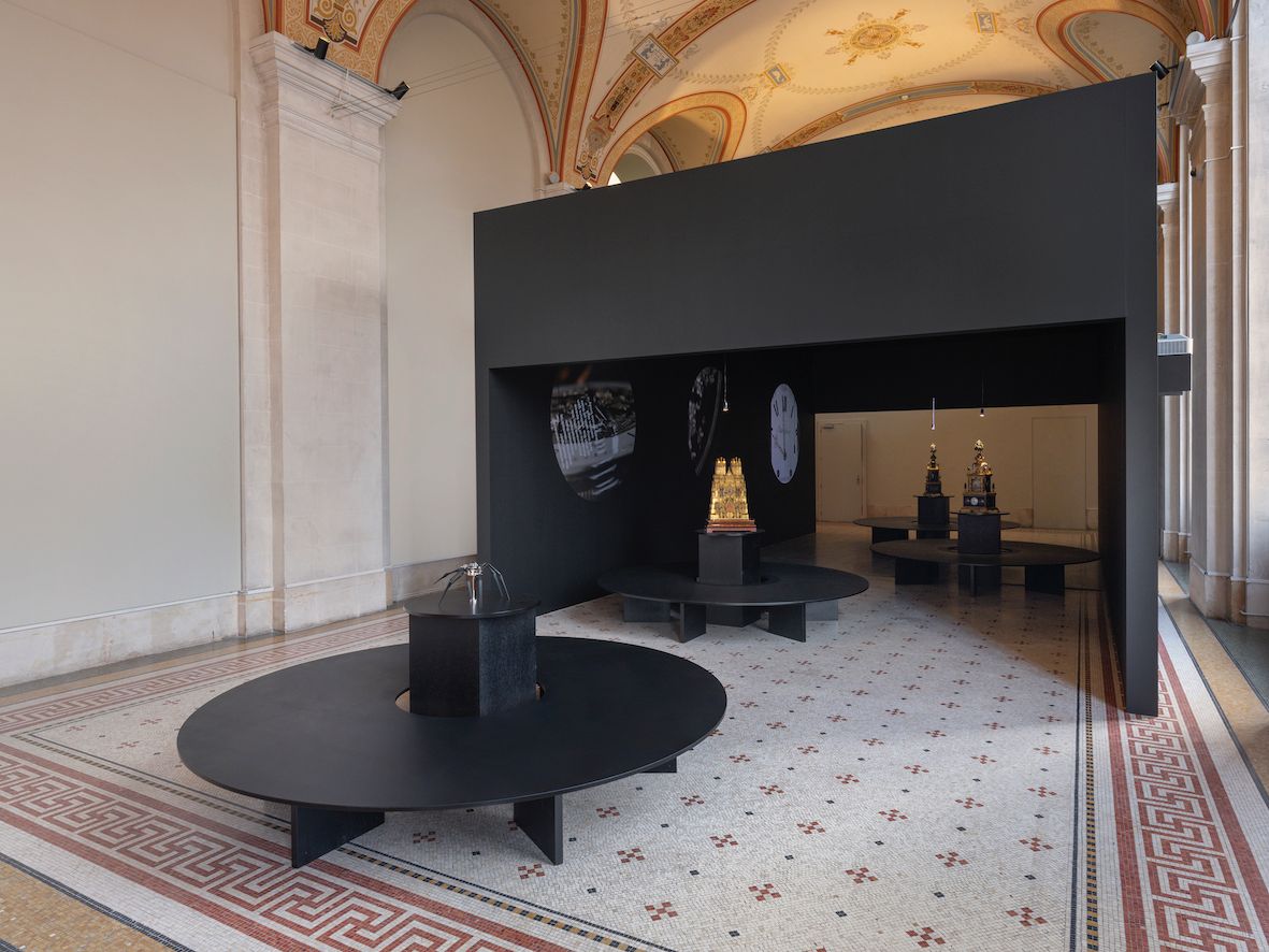 Allestimenti della mostra Marcher sur l'eau. Ph. Credit Julien Gremaud
