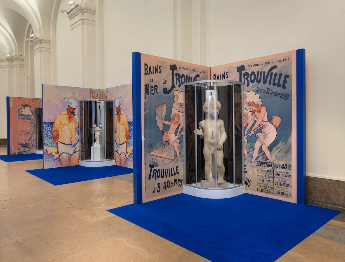 Allestimenti della mostra Marcher sur l'eau. Ph. Credit Julien Gremaud
