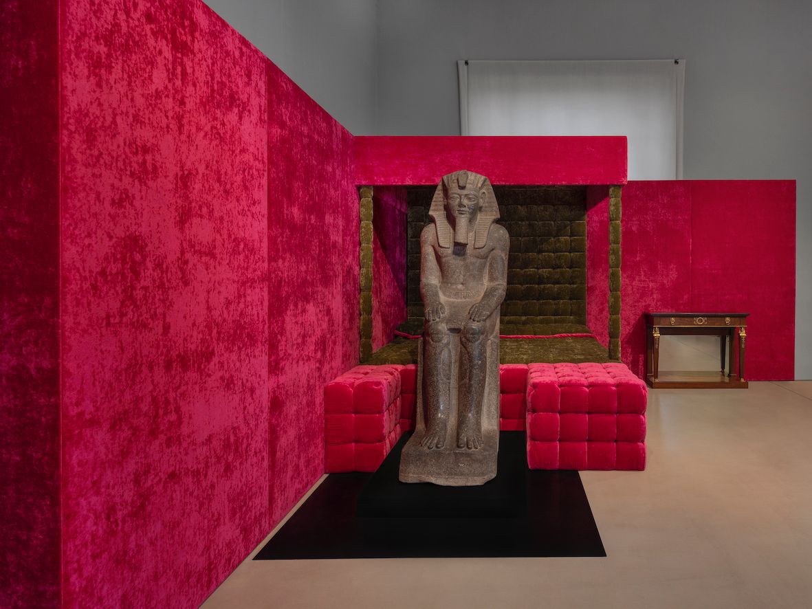 Allestimenti della mostra Marcher sur l'eau. Ph. Credit Julien Gremaud
