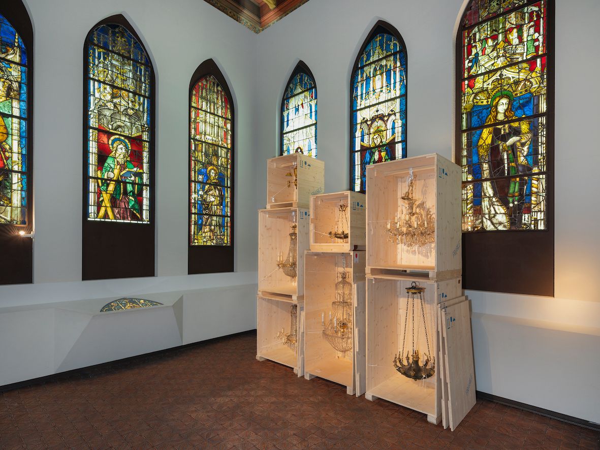 Allestimenti della mostra Marcher sur l'eau. Ph. Credit Julien Gremaud
