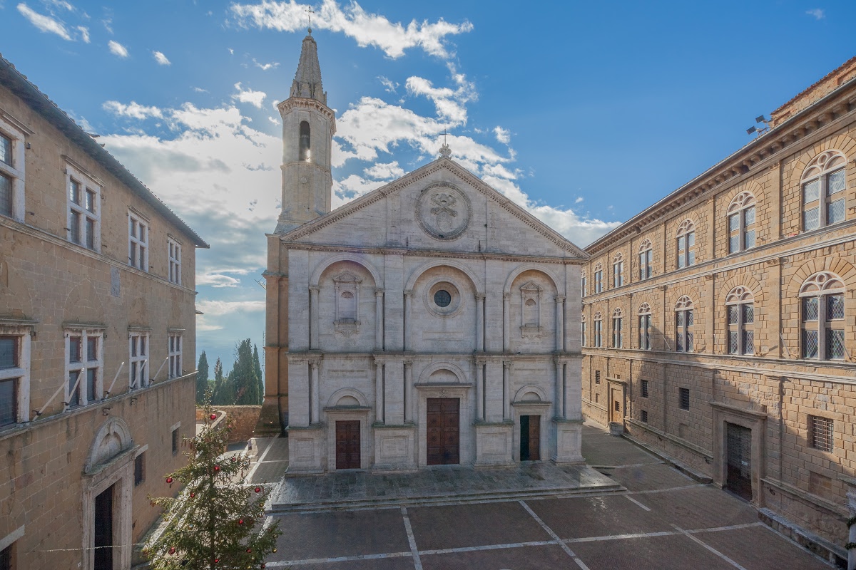 Pienza, Pius II Square