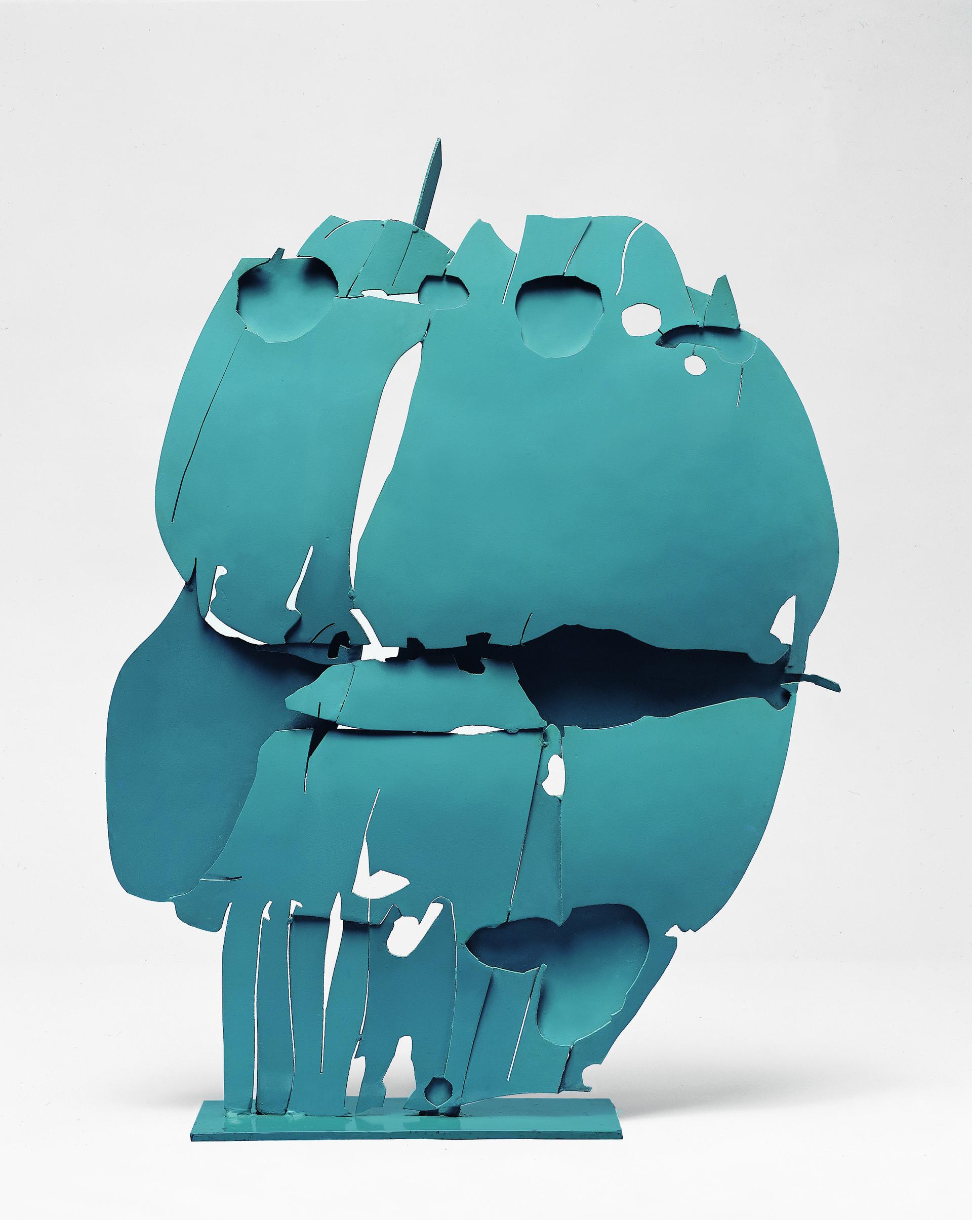 Pietro Consagra, Ferro trasparente turchese II (1966; ferro dipinto, lastre tagliate, curvate, saldate e dipinte, 60,7 x 44,7 x 9 cm; Lugano, Collezione privata). Foto: Claudio Abate.
 Pietro Consagra, Ferro trasparente turchese II (1966; ferro dipinto, lastre tagliate, curvate, saldate e dipinte, 60,7 x 44,7 x 9 cm; Lugano, Collezione privata). Foto: Claudio Abate.