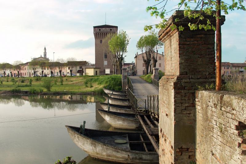 Il ponte di barche di Commessaggio. Foto GAL Oglio Po Terra d'acqua