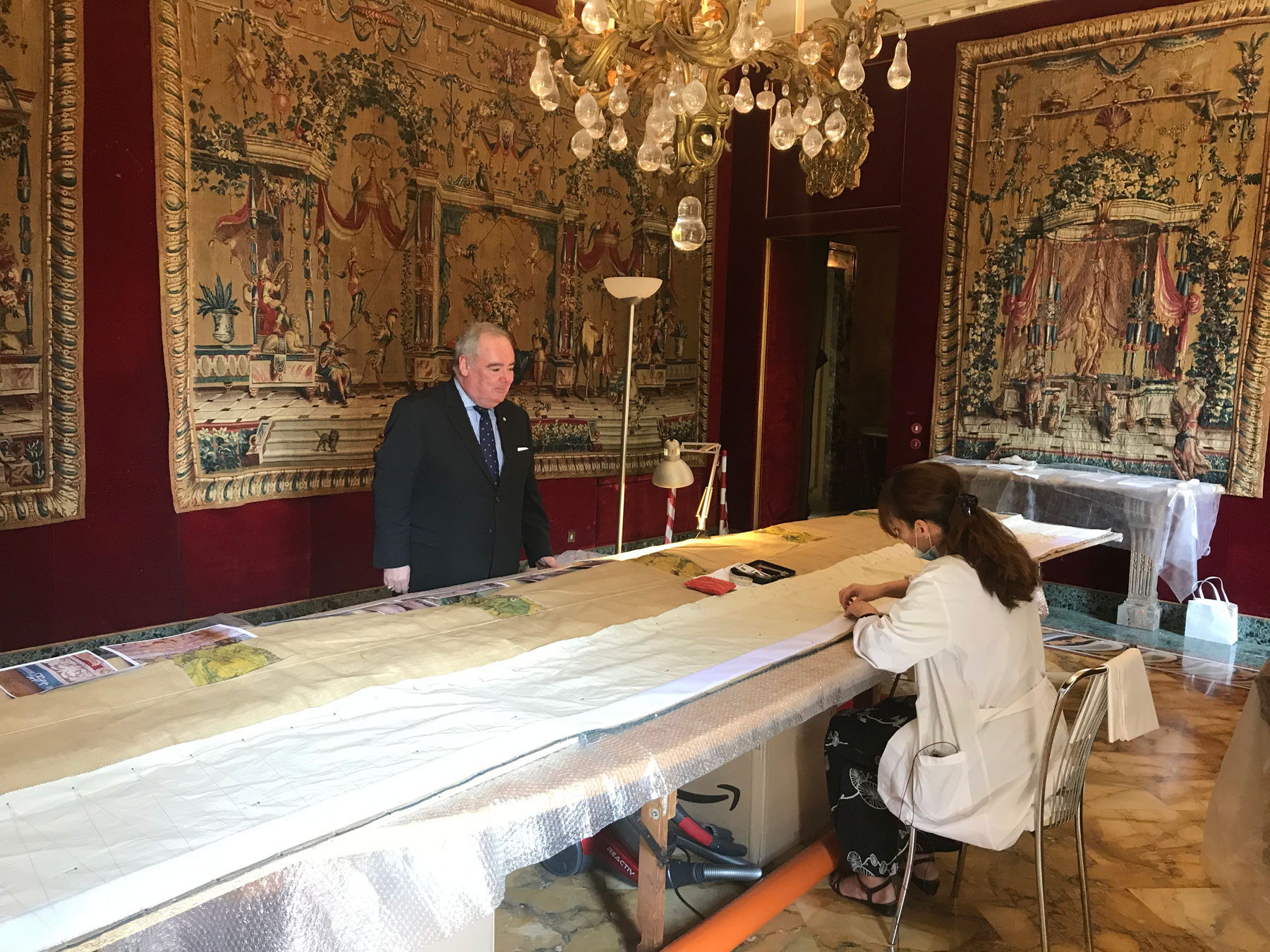 Il restauro degli arazzi
