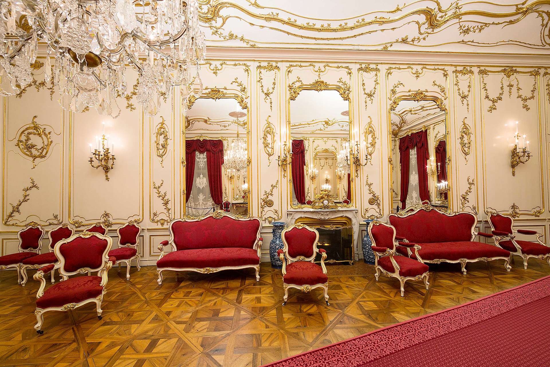 La Sala degli Specchi della Reggia di SchÃ¶nbrunn
