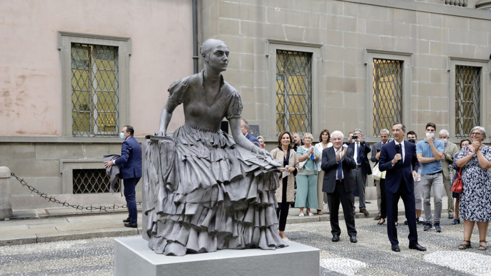 L'inaugurazione del monumento a Cristina Trivulzio di Belgiojoso
