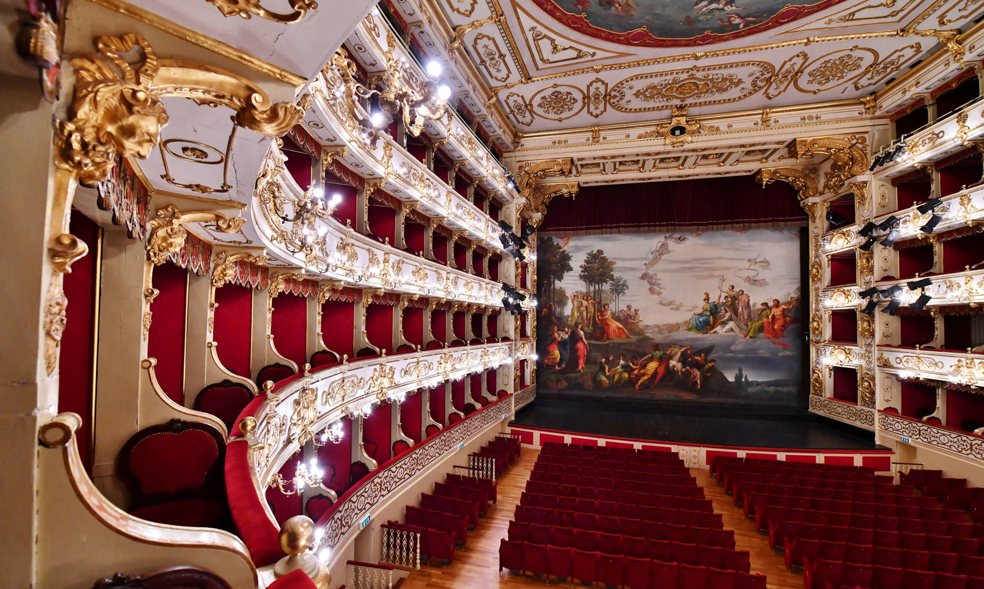 Teatro Regio
