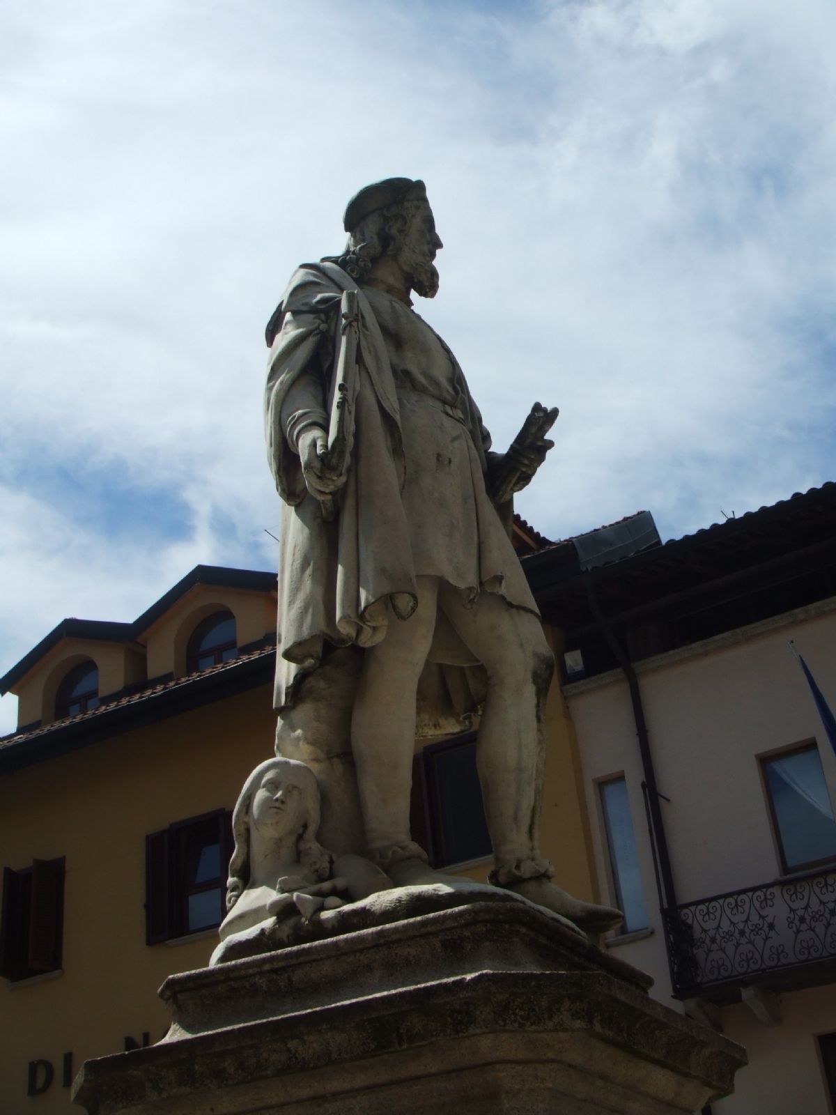 Valduggia, Monumento a Gaudenzio Ferrari 
