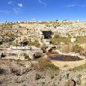 Segesta, scoperto edificio monumentale dell'agorà. La firma del finanziatore su un'antica statua