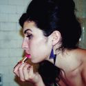 A Londra apre una mostra interamente dedicata ad Amy Winehouse, a dieci anni dalla sua scomparsa 