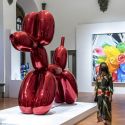 Jeff Koons a Firenze: l'impotenza creatrice. La mostra? Un'esposizione di oggetti di lusso