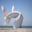 La settima edizione della Triennale di Beaufort: spettacolari opere invadono la costa belga