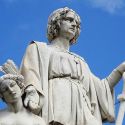 Genova, le scritte contro il monumento a Colombo non considerano il suo ruolo culturale