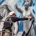 Pietrasanta, Ozmo realizzerà un murales su marmo davanti al pubblico 