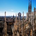 Milano, passeggiata al tramonto tra le guglie del Duomo ogni giovedì