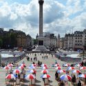 La National Gallery di Londra porta i suoi capolavori in piazza e organizza sessioni di pittura aperte a tutti