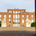 Visite guidate alla scoperta di Torviscosa, il paese-fabbrica in Friuli Venezia Giulia