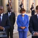 La Francia restituisce ufficialmente al Benin 26 oggetti, tra cui preziose opere d'arte