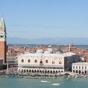 Venezia, Brugnaro shock: “musei chiusi? Non ci sono turisti, non possiamo buttar via soldi”