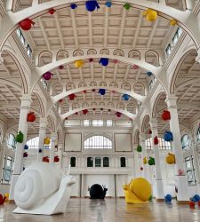 Trieste, le coloratissime sculture di Cracking Art invadono i luoghi più significativi della città