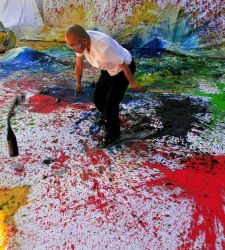 Major retrospective on Japanese artist Shozo Shimamoto opens in Foligno