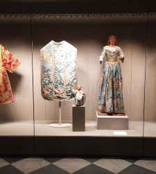 Massa, al Museo Diocesano una mostra sui tessuti antichi e sulle vesti liturgiche