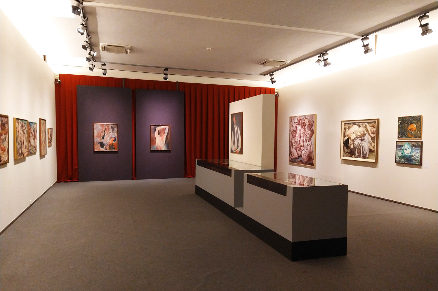 Sala della mostra Levi e Ragghianti. Un'amicizia fra pittura, politica e letteratura
