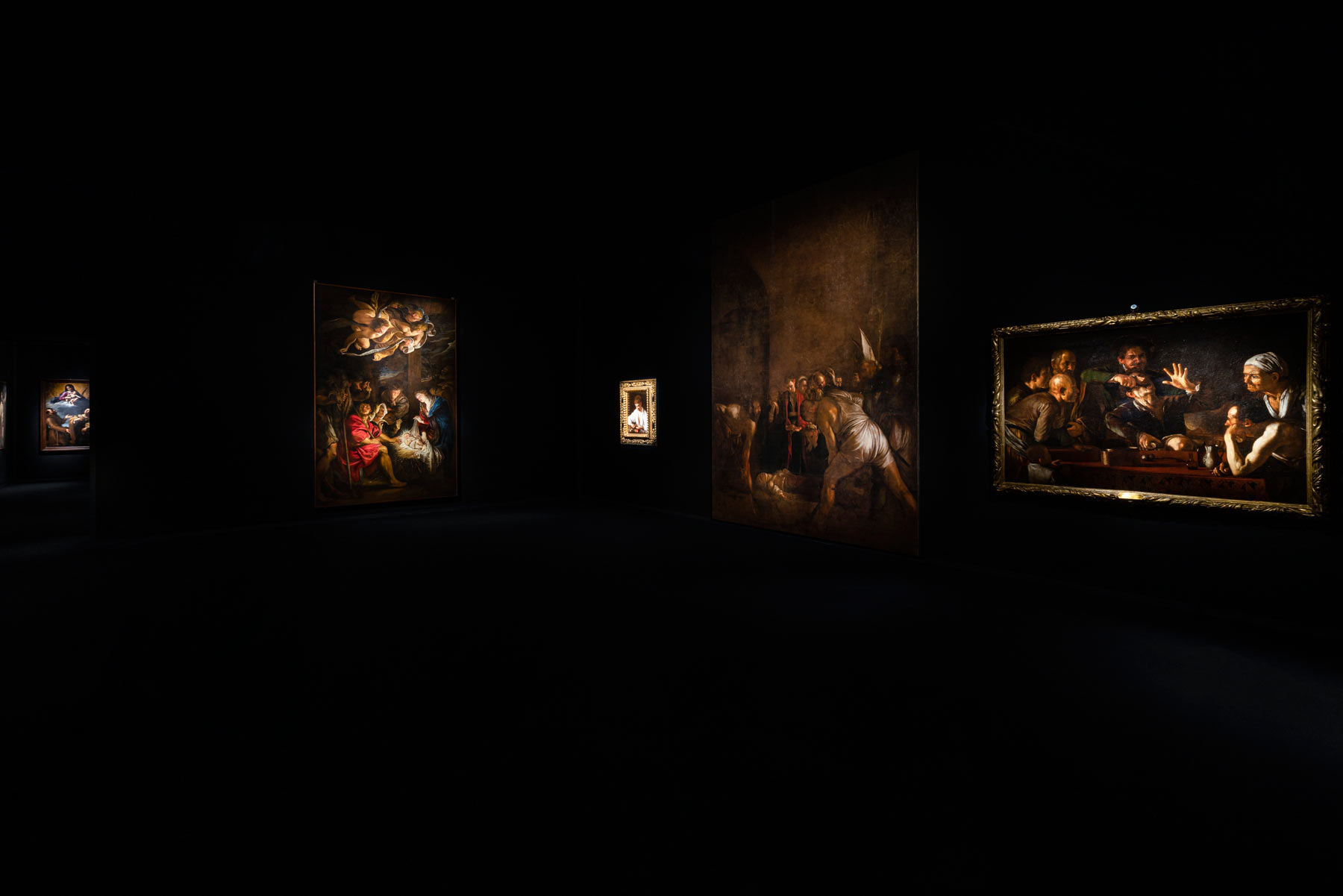 Sala della mostra I pittori della luce. Da Caravaggio a Paolini
 Sala della mostra I pittori della luce. Da Caravaggio a Paolini