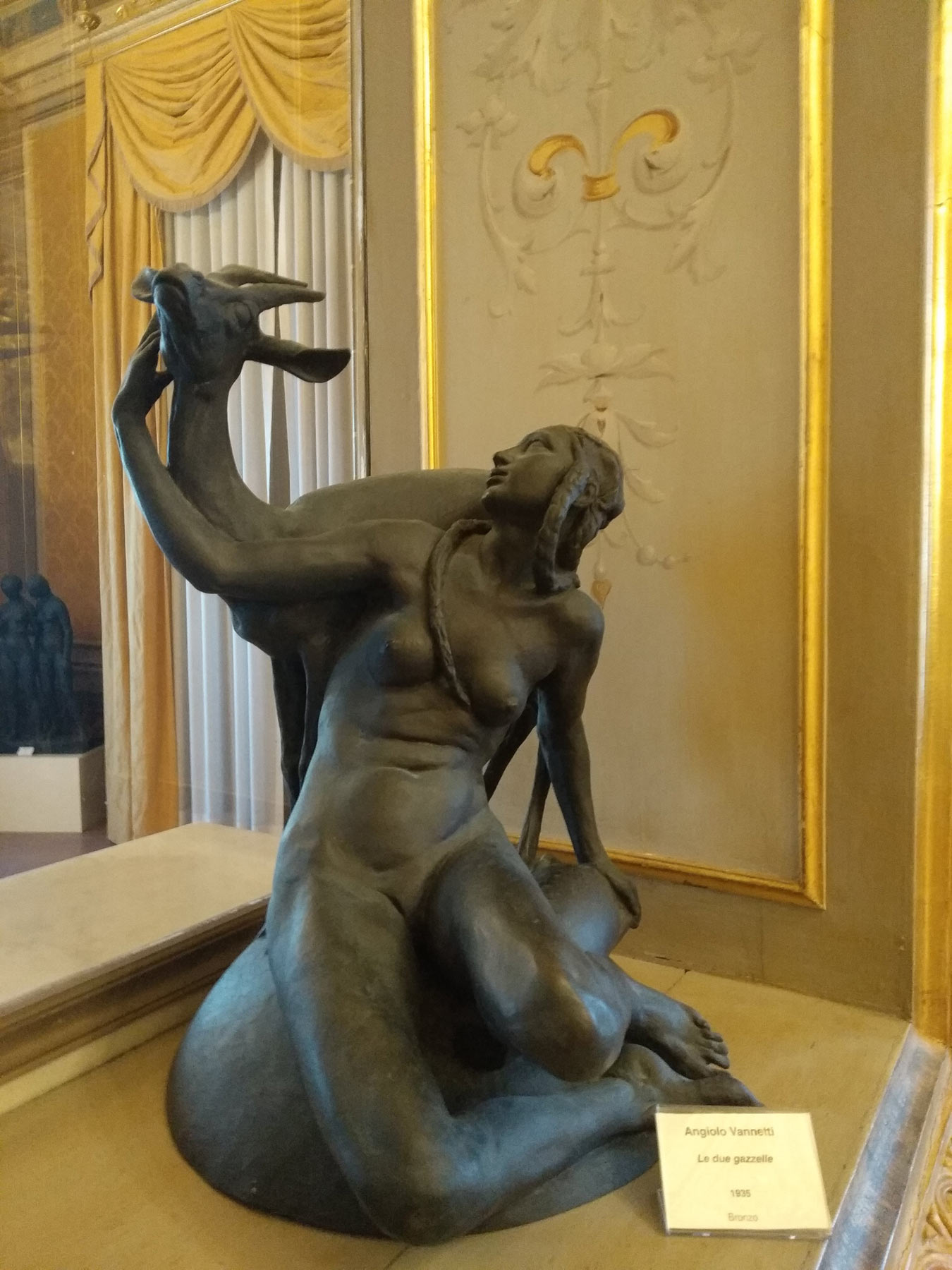 Angiolo Vannetti, Le due gazzelle (1935; bronzo; Livorno, Museo Civico Giovanni Fattori)
