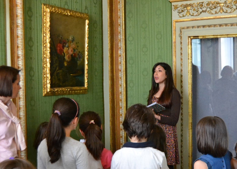 Educatrice museale al lavoro. Foto AIEM
