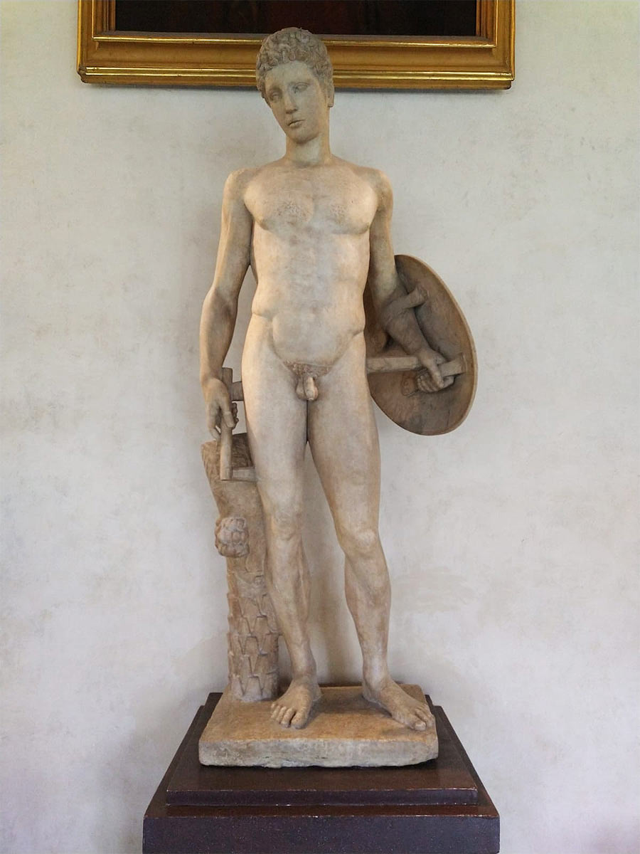 Arte romana, Apollo detto dell'Omphalos (I secolo d.C.; marmo pentelico;  Firenze, Gallerie degli Uffizi)
