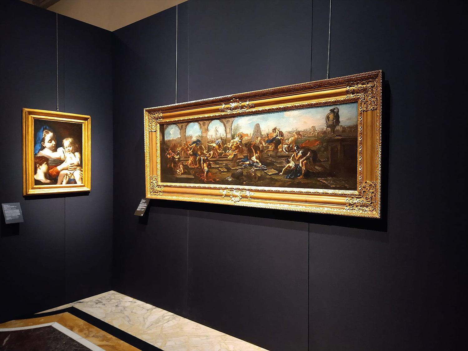 Sala della mostra Giorno per giorno nella pittura. Federico Zeri e Milano
