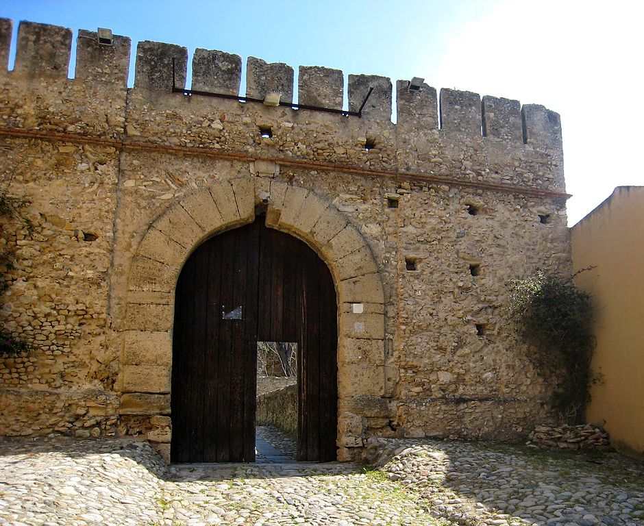 Castello di Carlo V. Foto di Maarten Sepp
