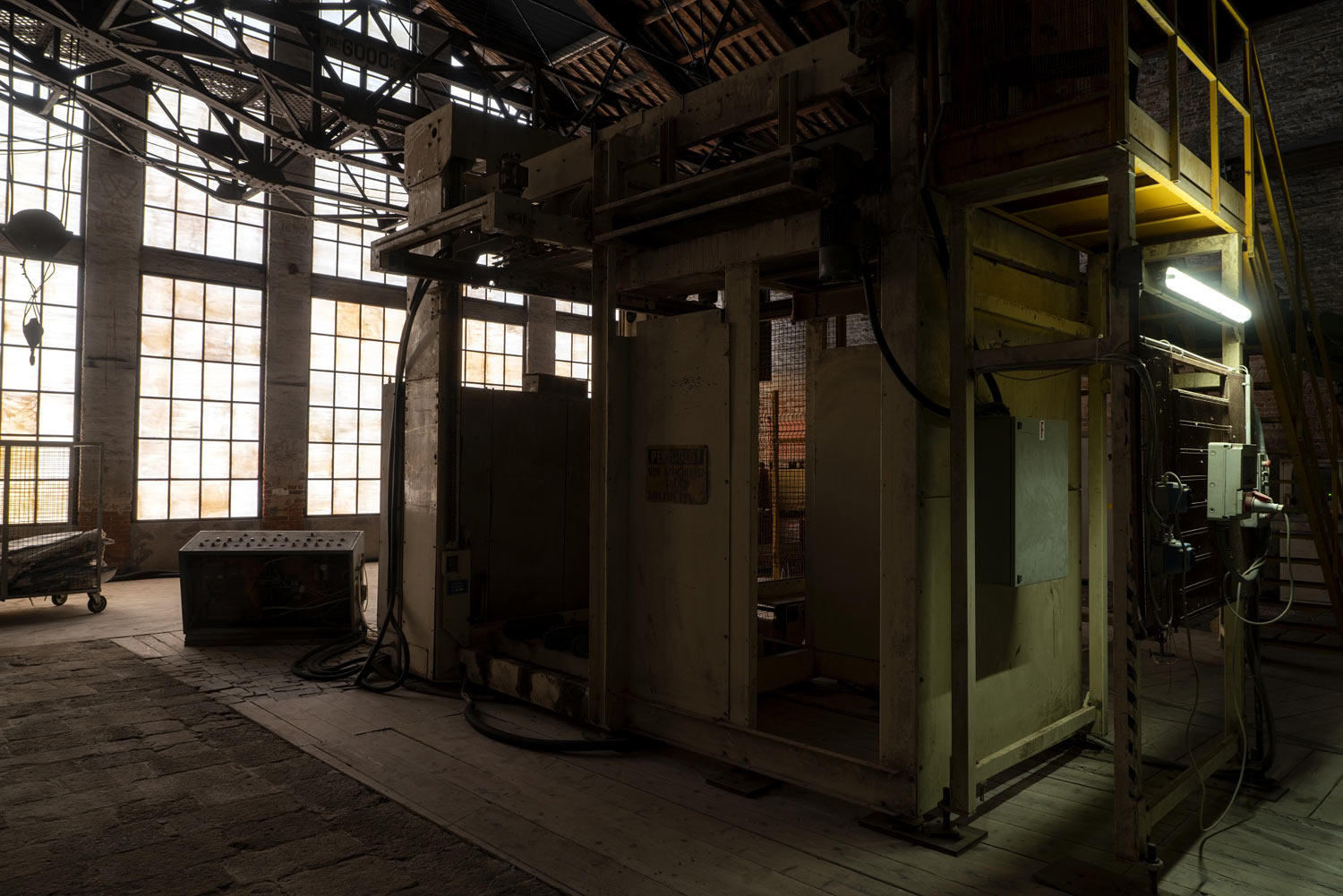 Gian Maria Tosatti, Storia della Notte e Destino delle Comete, Padiglione Italia alla Biennale Arte 2022, a cura di Eugenio Viola, Commissario del Padiglione Italia Onofrio Cutaia. Concessione DGCC - MiC
